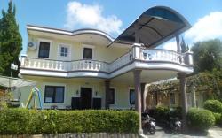 Villa Kota Bunga Protea