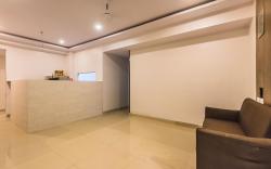 Vista Vashi Inn