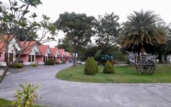 Maingam Resort Uthaitani