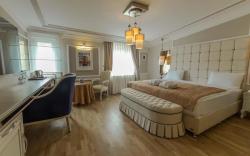 The Constantine Hotel