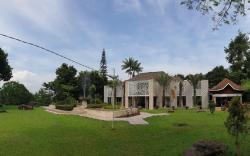 Al Nafoura Executive Villa