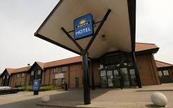 Days Inn by Wyndham Stevenage North