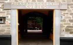 HOTEL POSADA LA CASONA DE CORTES