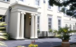 Lysses House Hotel