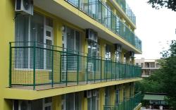 Sunny Varshava Hotel