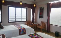 Black H'mong View Hotel