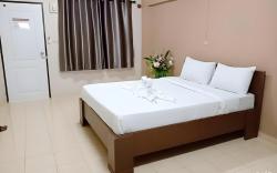 Capital O 75406 Hotel M Rojana