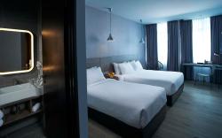 Urban H Hotel