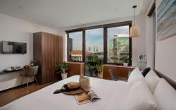 Dragon View Riverfront Hotel by Haviland