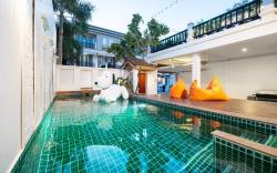 Three Bedroom Pool Villa 2  km from Walking street