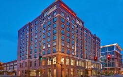 Hampton Inn & Suites Nashville Downtown Capitol View