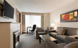 Embassy Suites by Hilton Downtown Montreal