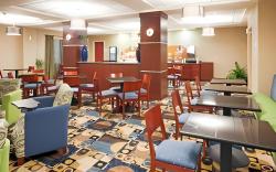 Holiday Inn Express & Suites Knoxville - Farragut by IHG