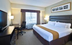 Holiday Inn Express Hotel & Suites Ottawa Airport By IHG