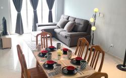 Mcz homestay@ipoh town#2cars#7paxs#2rooms#wifi