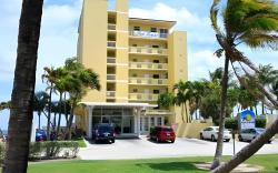Sun Tower Hotel & Suites on the Beach