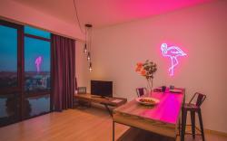 Cube8Teens Flamingo Suite by NestHome【Insta-NEON】