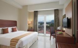 Aston Manado Hotel