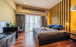 Sunway Pyramid Suite 2pax by YoGi 2102