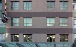 Yangtze Hotel