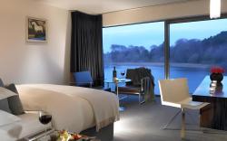 Ice House Hotel
