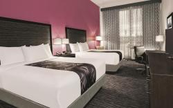 La Quinta Inn & Suites by Wyndham Dallas Grand Prairie North