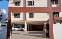 MAYFAIR Service Apartments