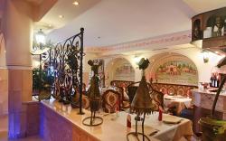 Boutique Hotel Boris Palace & Restaurant