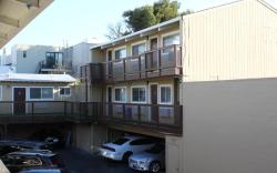 Lombard Plaza Motel