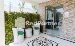 Dea Homestay Syariah @ Kertomenanggal Surabaya Mitra RedDoorz