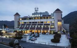 Dukgu Hot Spring Hotel