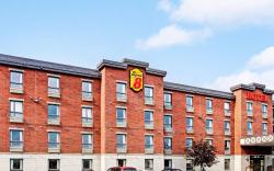 Super 8 By Wyndham Lachenaie/Terrebonne