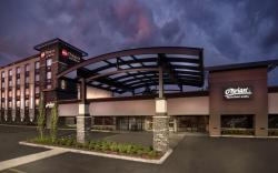 Best Western Premier Denham Inn and Suites