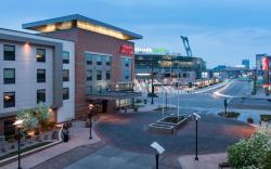 Hampton Inn And Suites Omaha Downtown