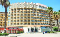 Aracan Pyramids Hotel