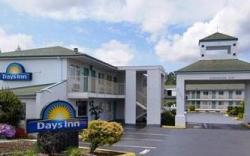 Days Inn by Wyndham Federal Way