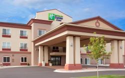 Holiday Inn Express Hotel & Suites Antigo By IHG