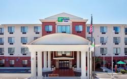 Holiday Inn Express Hotel & Suites Biloxi- Ocean Springs By IHG