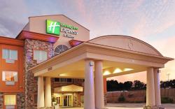 Holiday Inn Express Hotel & Suites Marshall By IHG
