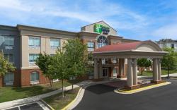Holiday Inn Express & Suites Alexandria - Fort Belvoir By IHG