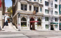Andrews Hotel
