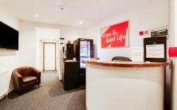 Snooze Hotel
