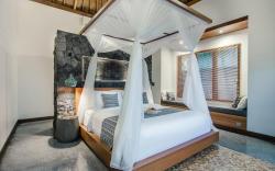  uluwatu villa ( ubud season villas )