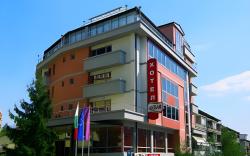 Hotel Akvaya