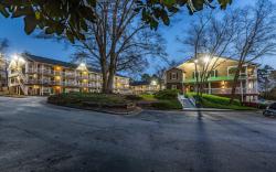 HomeTowne Studios Atlanta NE - Downtown Norcross