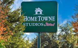 HomeTowne Studios Dallas - North Addison/ Tollway