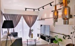 Vibrant 2BDR Loft | EkoCheras Plaza Nearby | MOKA