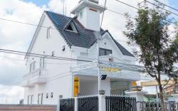 S Villa Hotel