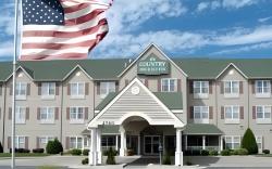Country Inn & Suites by Radisson, Salina, KS