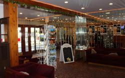 Tradewinds Airport Hotel
